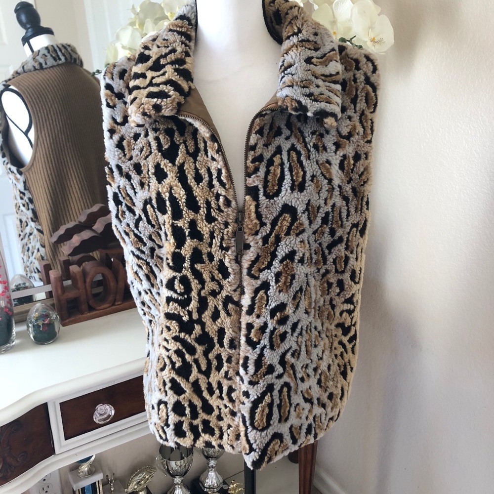Women’s Mercer Street Studio Faux fur Sweater Vest